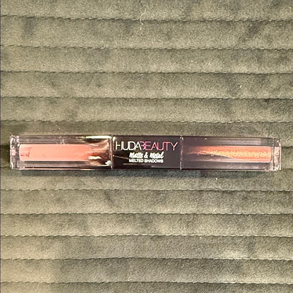 HUDA BEAUTY Matte & Metal Melted Shadows - Shimmering Sunset